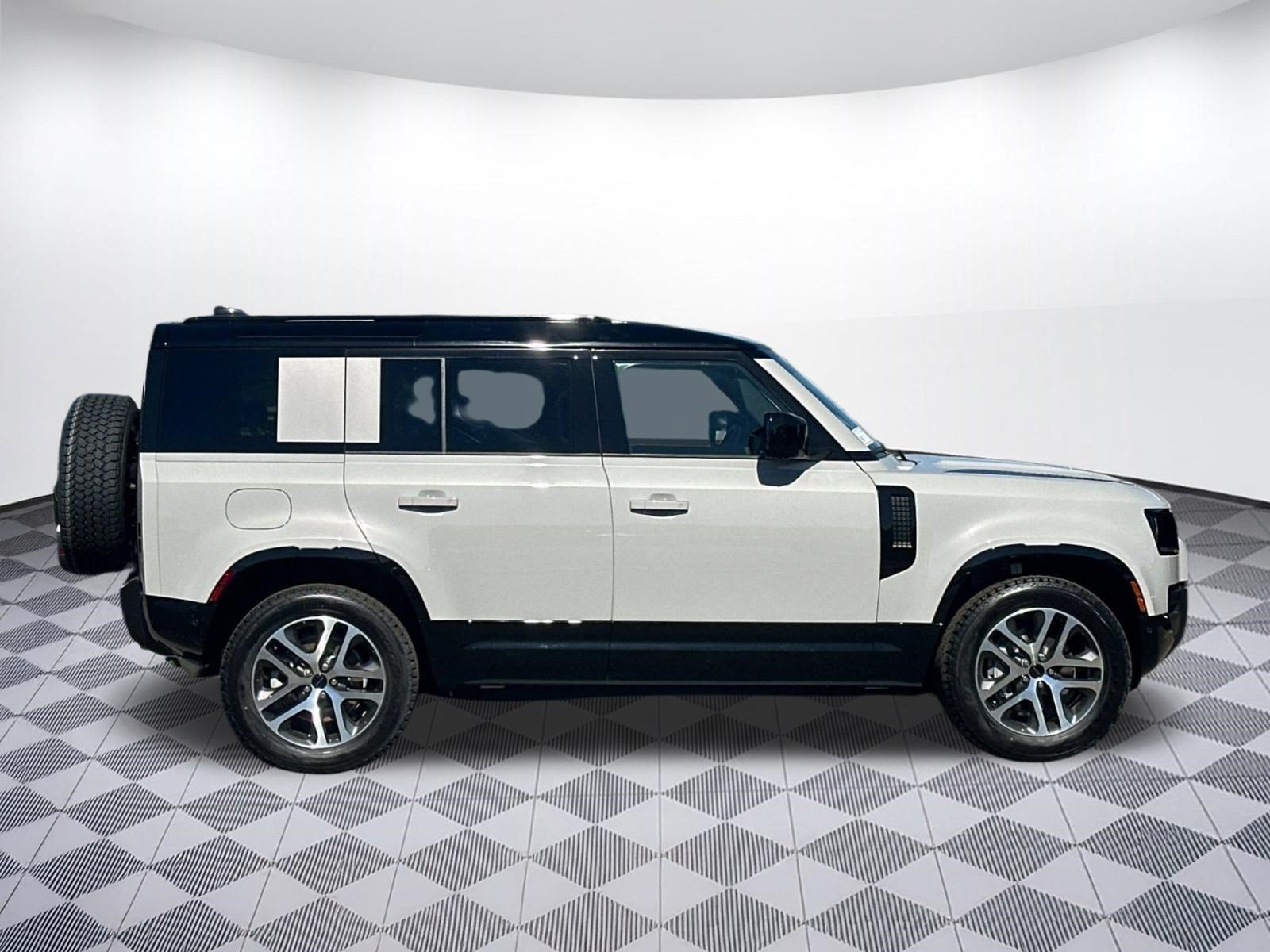 New 2026 Land Rover Defender 110 X-Dynamic SE AWD/4WD image 7