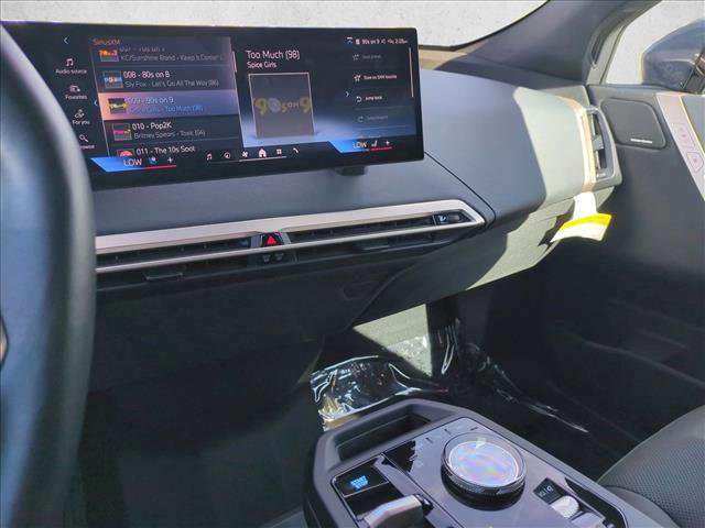 Certified 2026 BMW iX xDrive45 w/ Premium Package image 15