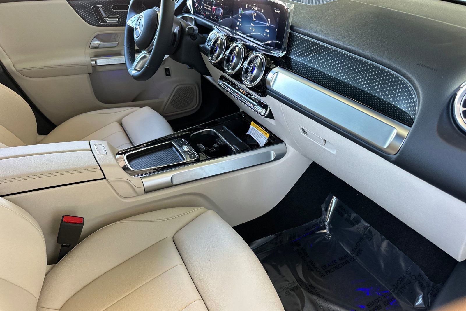 New 2025 Mercedes-Benz GLC 63 AMG S image 10