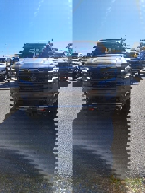 New 2025 Nissan Frontier PRO-4X w/ Pro Convenience Package image 2