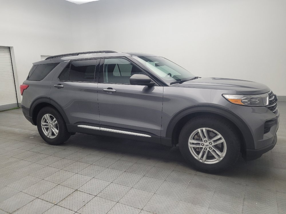 Used 2022 Ford Explorer XLT image 11