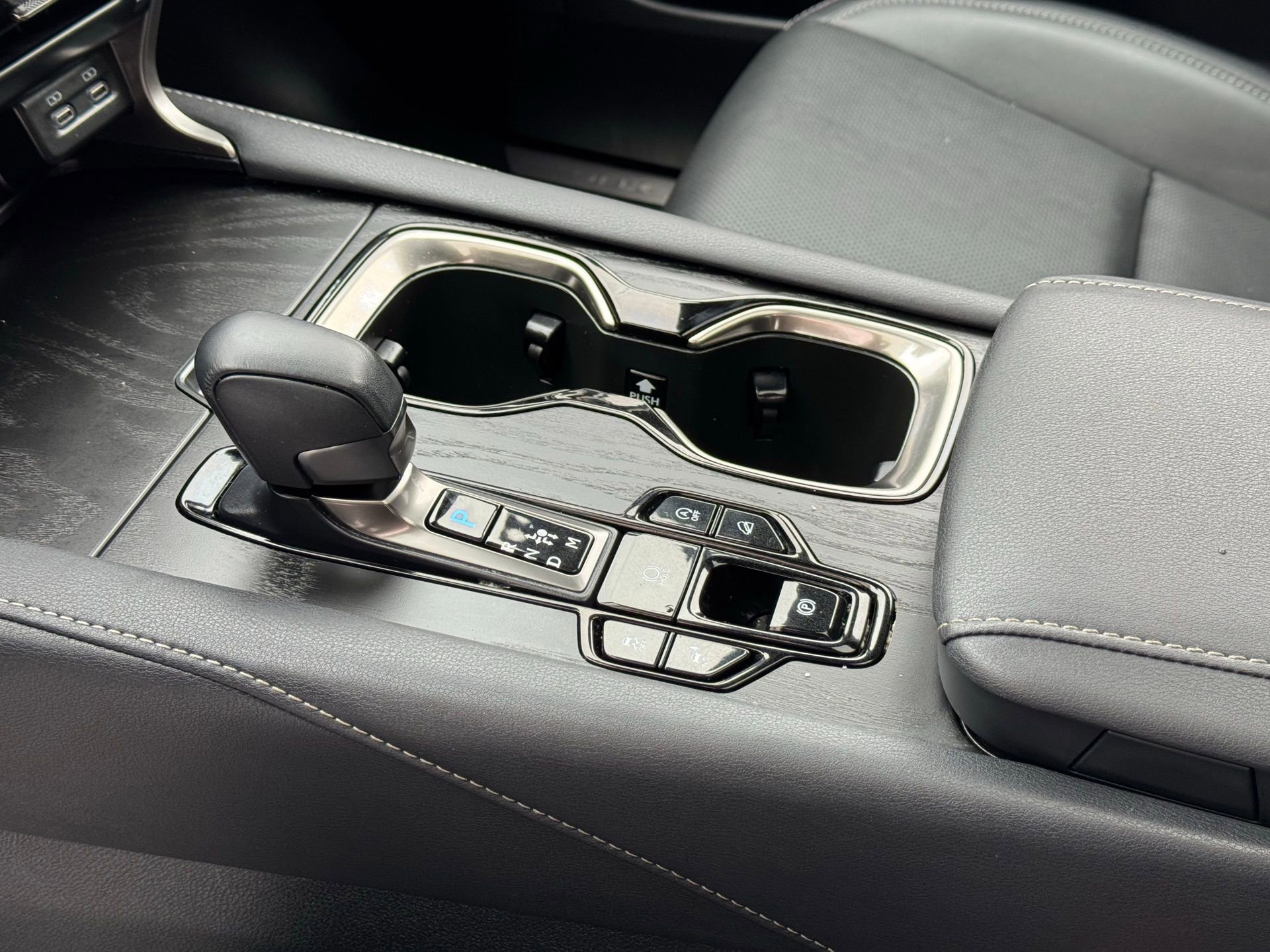 Used 2023 Lexus RX 350 Premium w/ Accessory Package (Z1) image 16