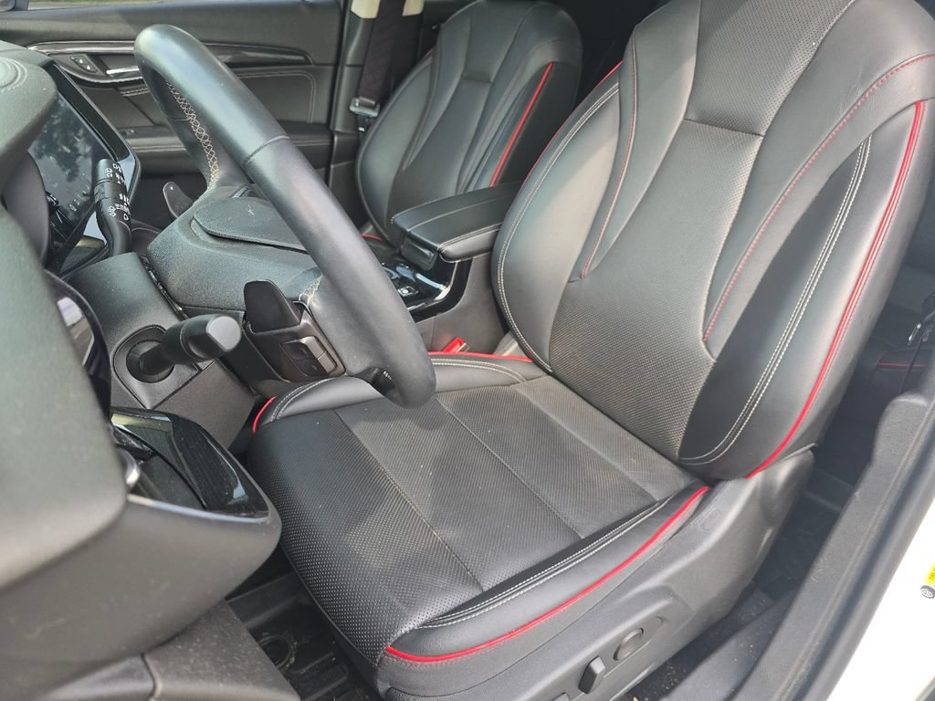 Used 2022 Buick Envision Essence w/ Technology Package II FWD image 23