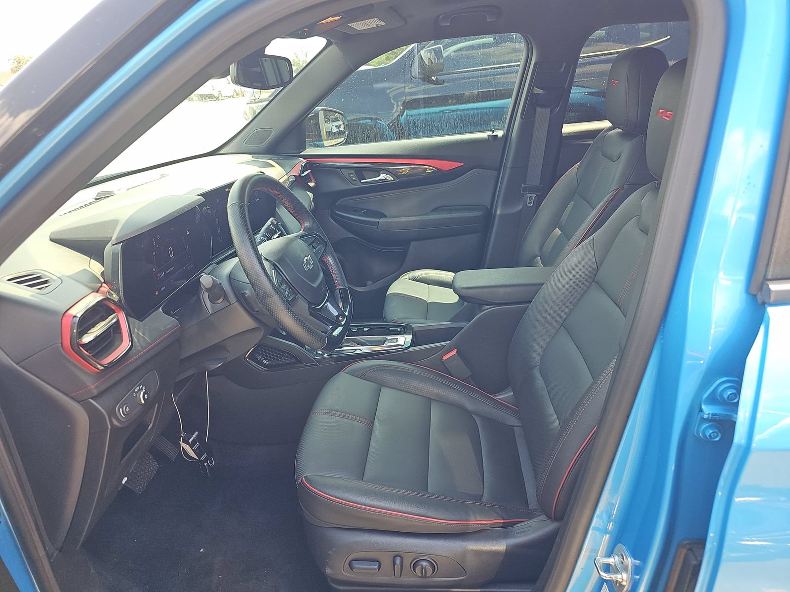 Used 2025 Chevrolet TrailBlazer RS w/ Convenience Package FWD image 10