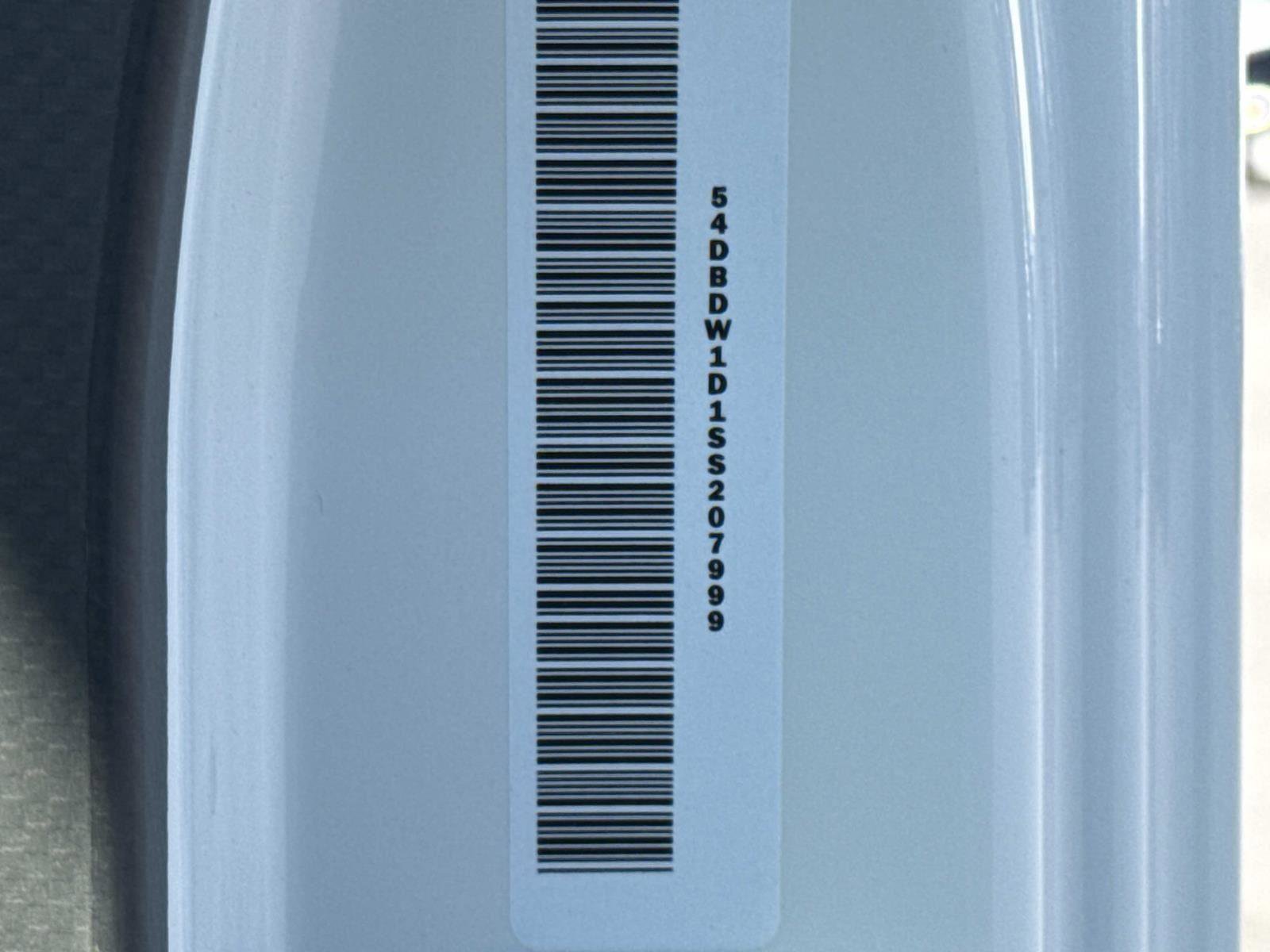 New 2025 Chevrolet Low Cab Forward image 17