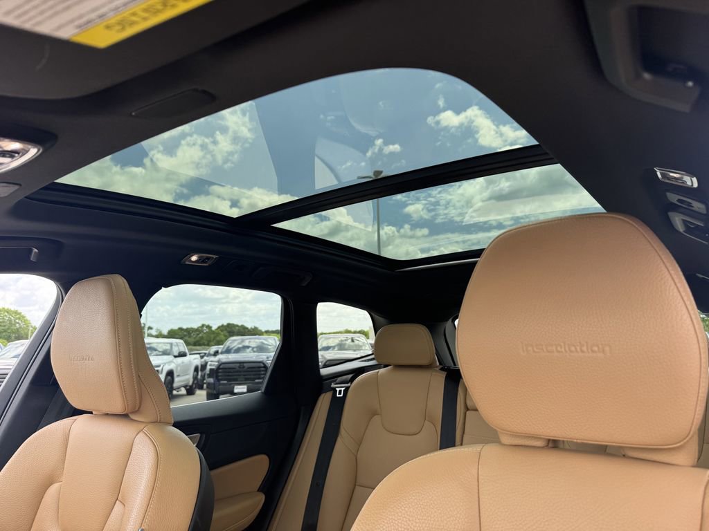 Used 2020 Volvo XC60 T5 Inscription image 25