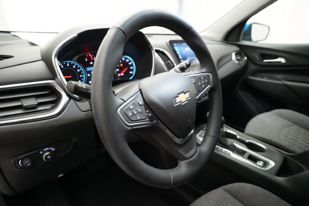 Used 2024 Chevrolet Equinox LT AWD/4WD image 8