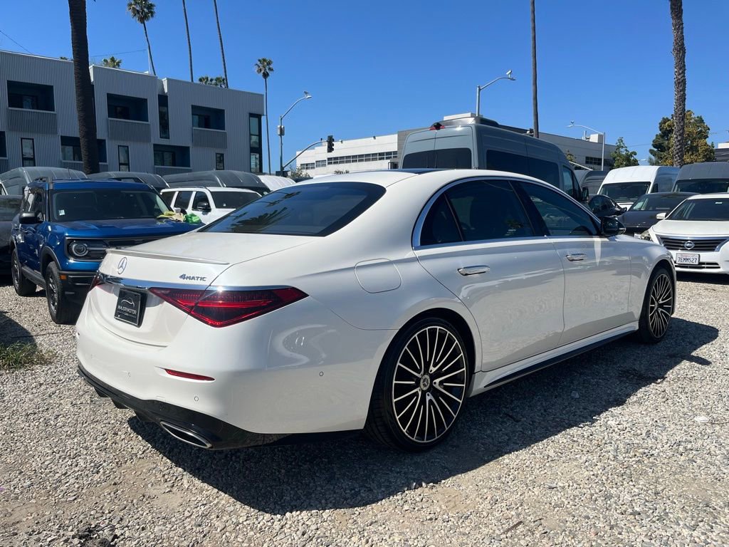 Used 2022 Mercedes-Benz S 500 4MATIC w/ AMG Line Package image 5