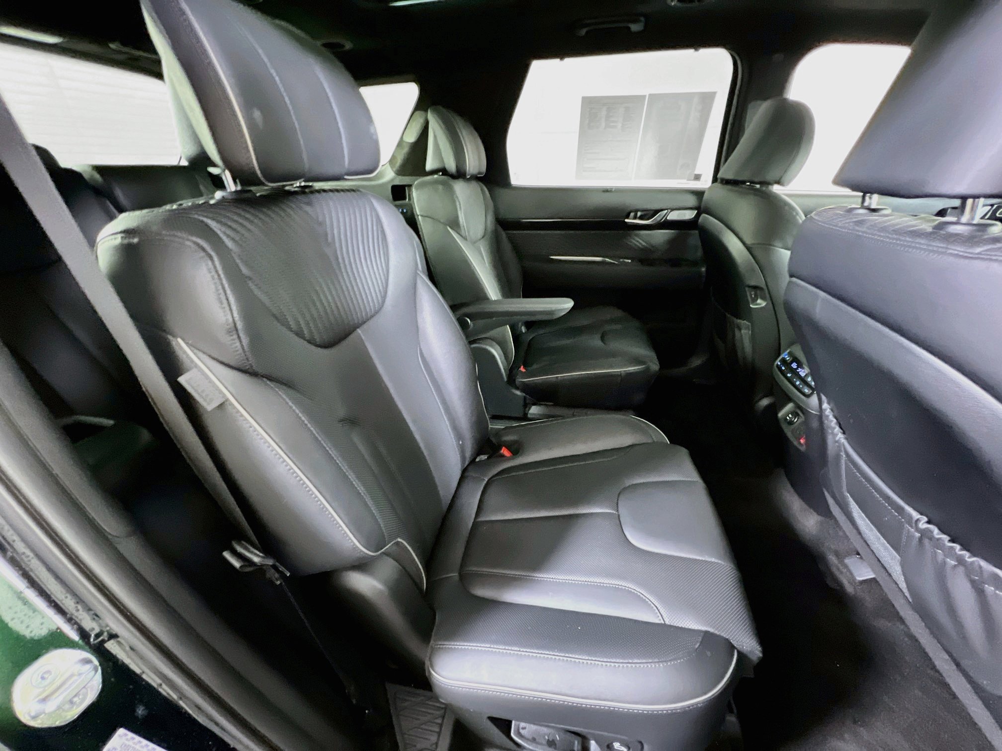 Used 2023 Hyundai Palisade Calligraphy w/ Winter Package image 30