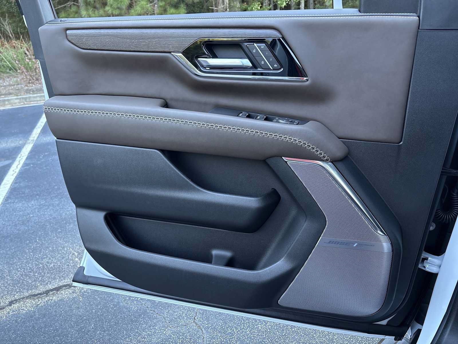 New 2027 GMC Yukon Denali Ultimate AWD/4WD image 11