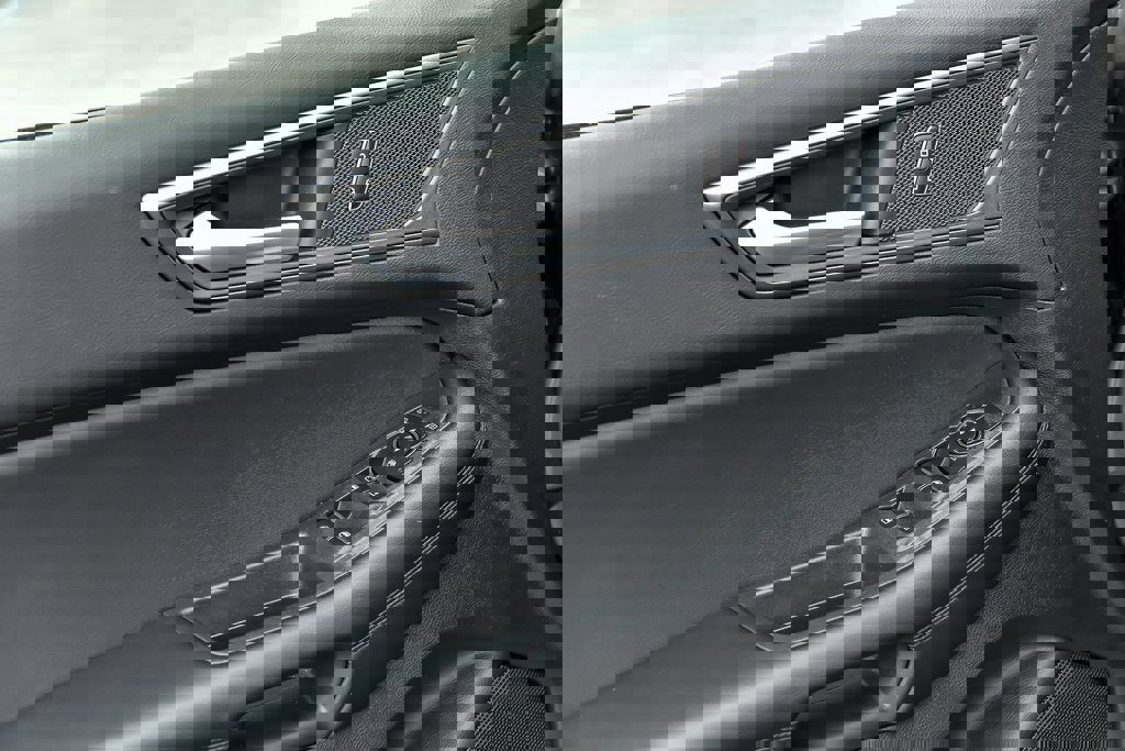 New 2024 Ford Edge SE w/ Black Appearance Package image 27