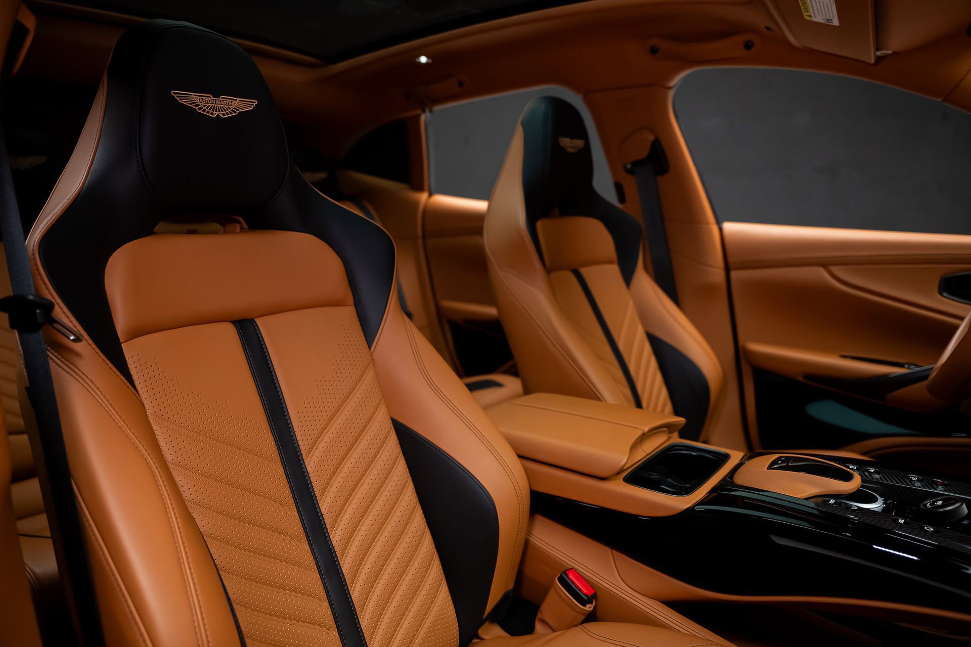 Used 2023 Aston Martin DBX 707 image 65