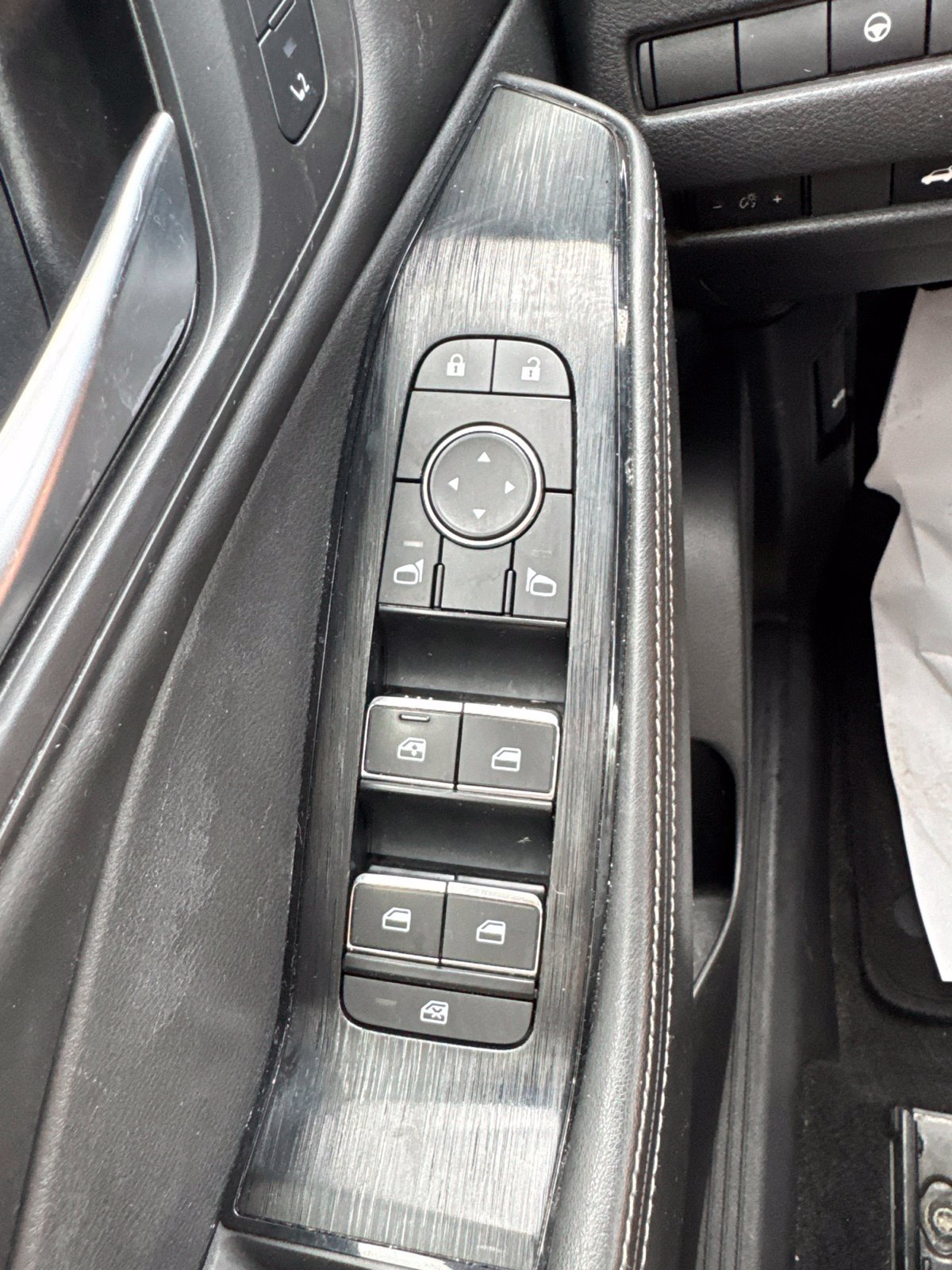 Used 2022 Nissan Rogue SL w/ SL Premium Package FWD image 21