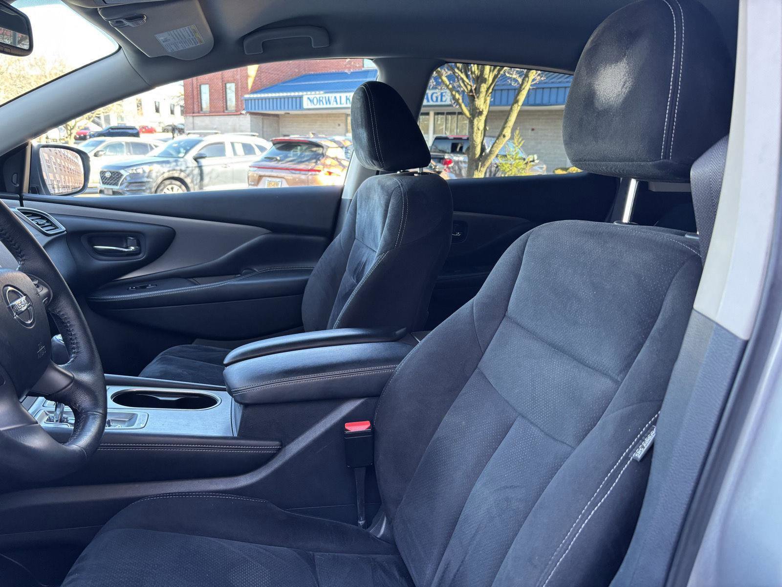 Used 2020 Nissan Murano SV AWD/4WD image 9