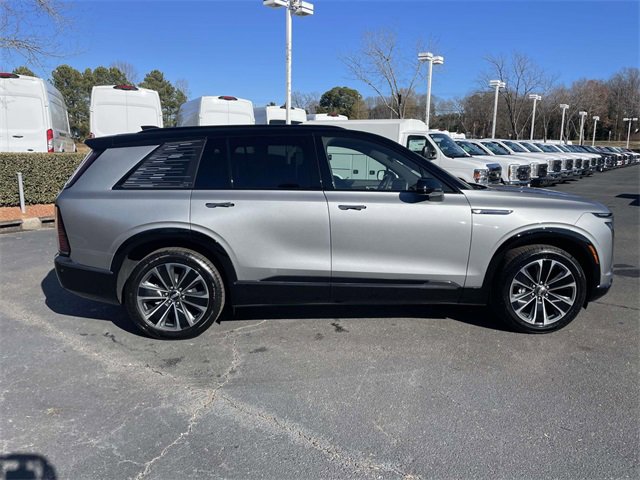 Used 2026 Cadillac Vistiq Sport image 33