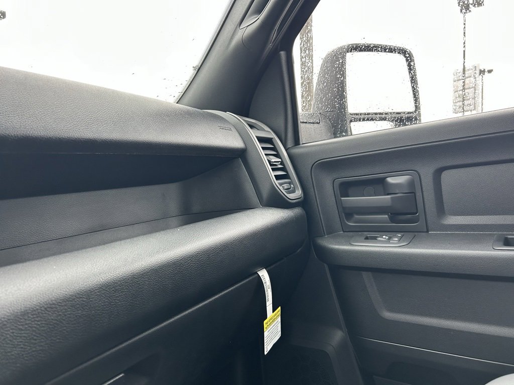 New 2026 RAM 3500 Tradesman image 25