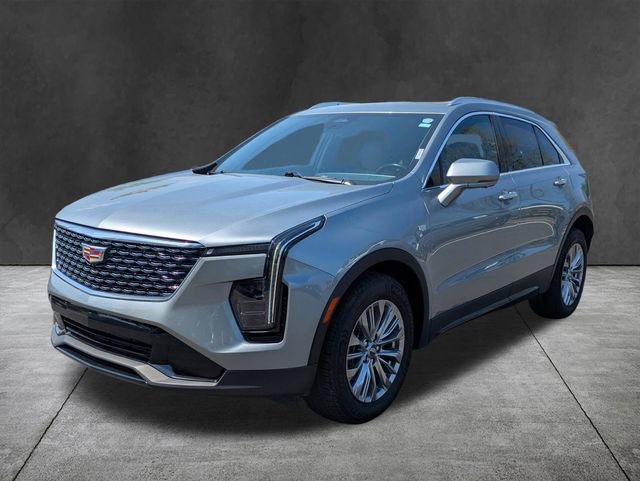 Used 2025 Cadillac XT4 Premium Luxury image 8