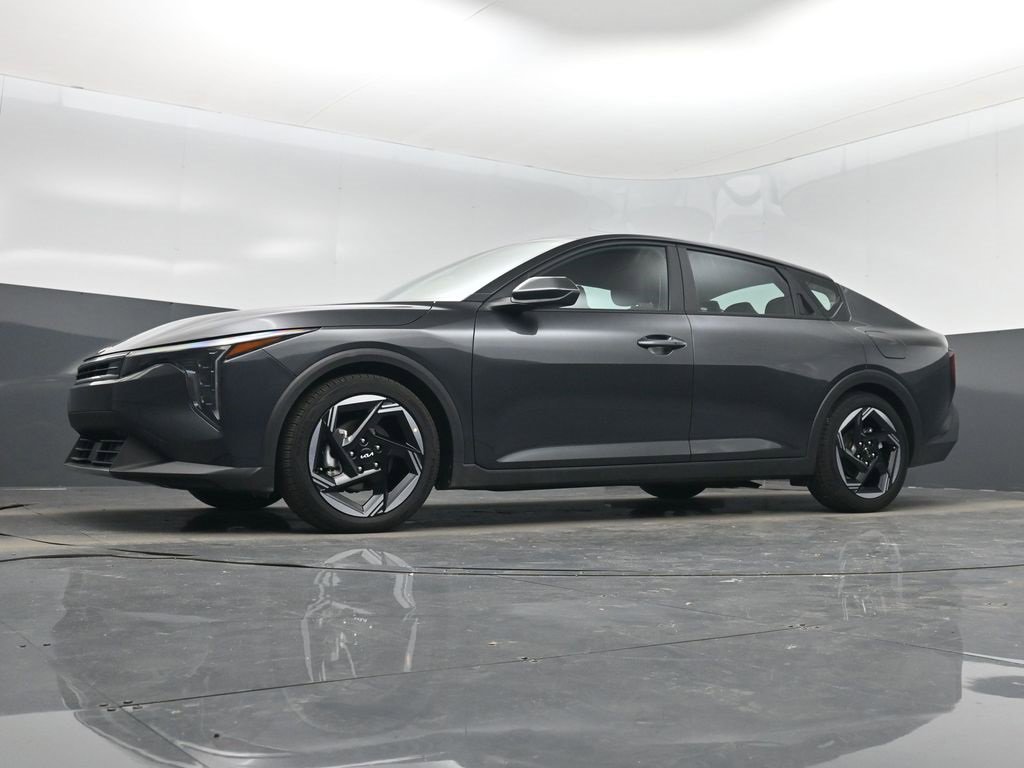 Certified 2025 Kia K4 EX image 13
