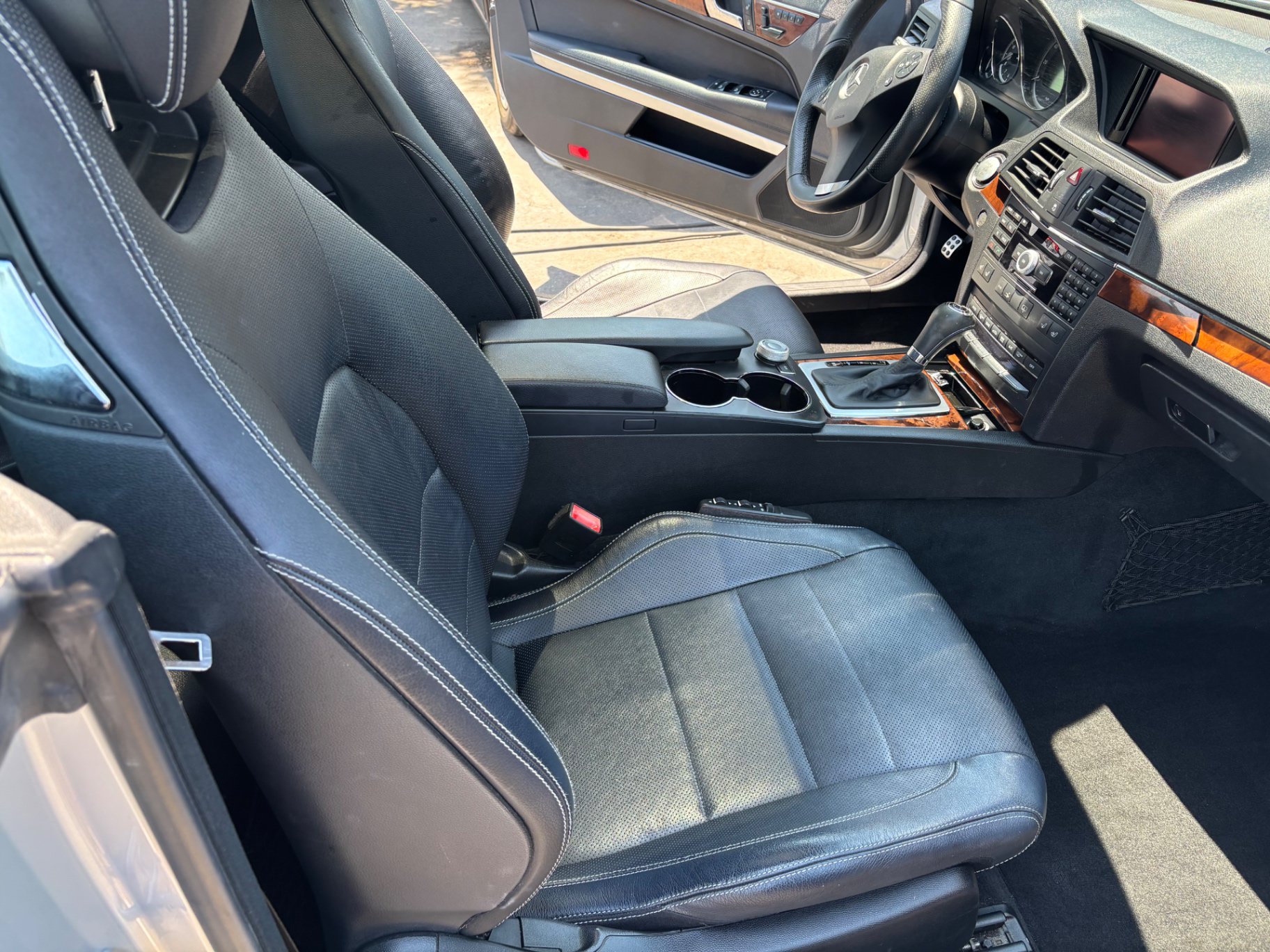 Used 2010 Mercedes-Benz E 550 Coupe image 16