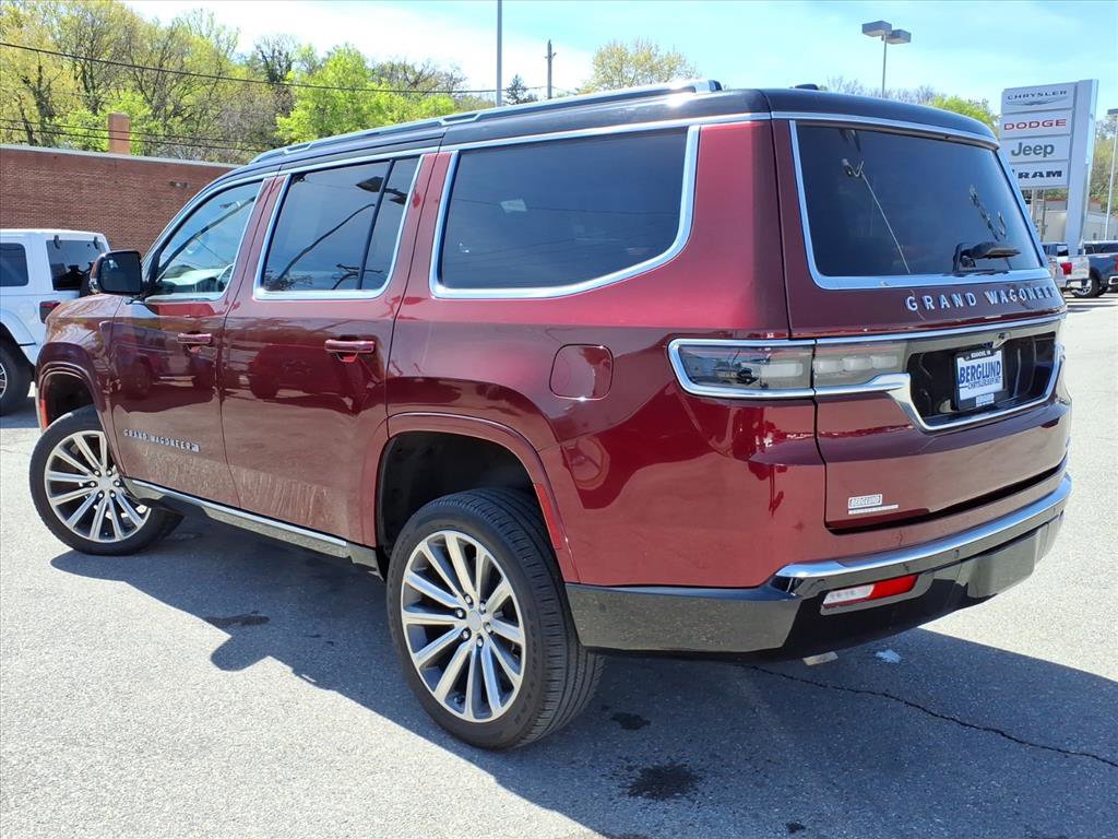 Used 2022 Jeep Grand Wagoneer Series II w/ Convenience Group III image 6