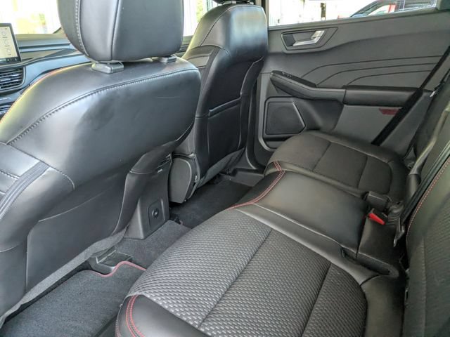 Used 2023 Ford Escape ST-Line Select w/ Tech Pack #1 AWD/4WD image 26