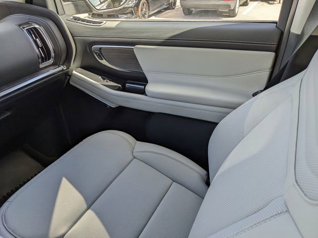 New 2026 Ford Expedition Max Platinum w/ Platinum Ultimate Package AWD/4WD image 17