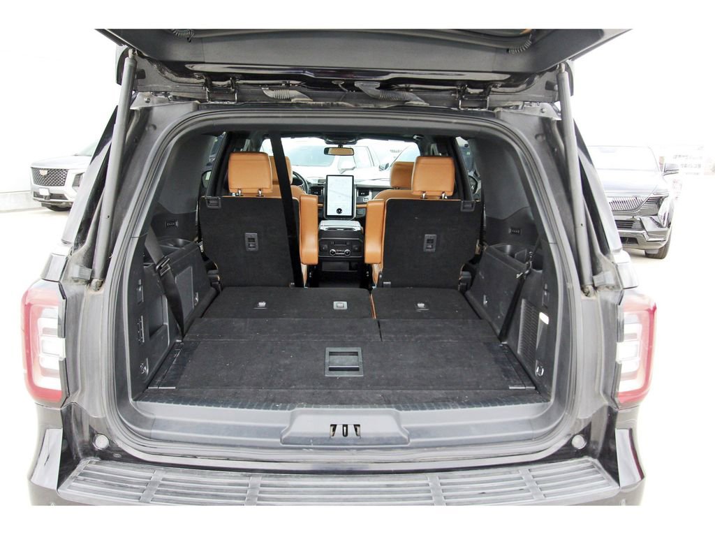 Used 2022 Ford Expedition Platinum image 29
