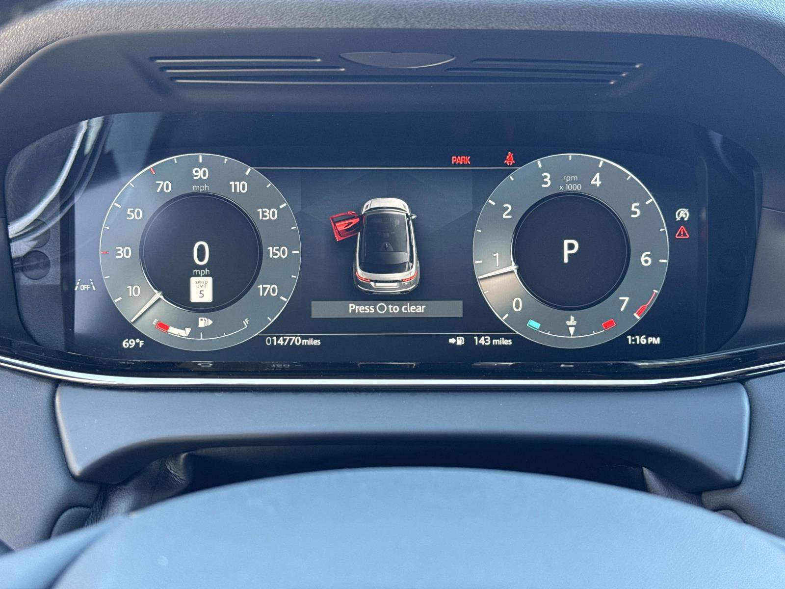 Certified 2025 Land Rover Range Rover Evoque S image 31