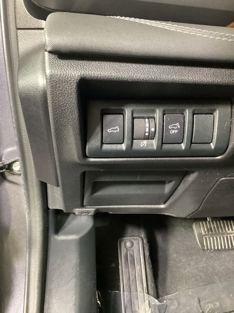 Used 2020 Subaru Outback Touring image 19