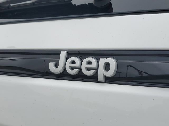 Certified 2024 Jeep Grand Cherokee Limited RWD image 11