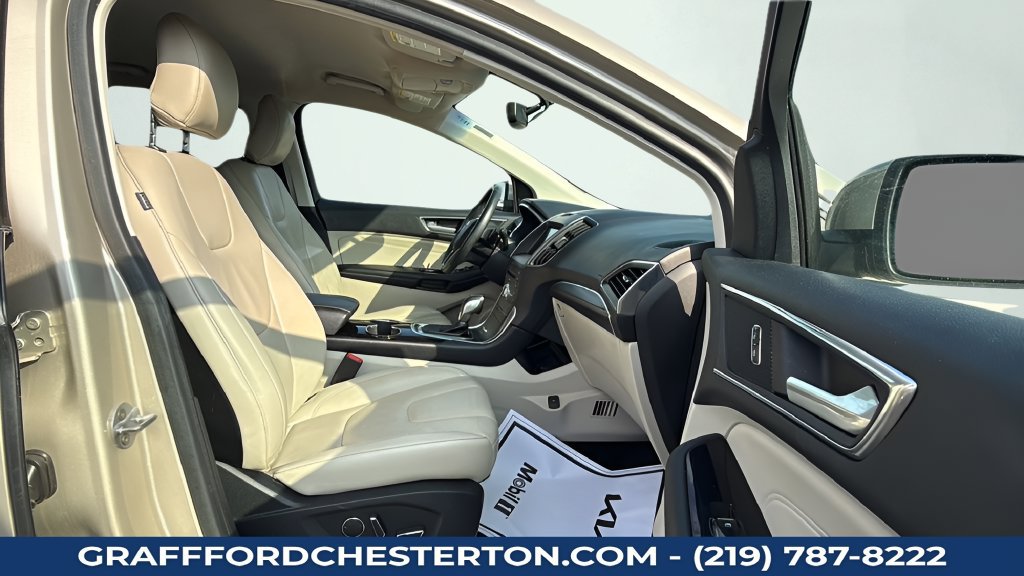 Used 2017 Ford Edge Titanium FWD image 45