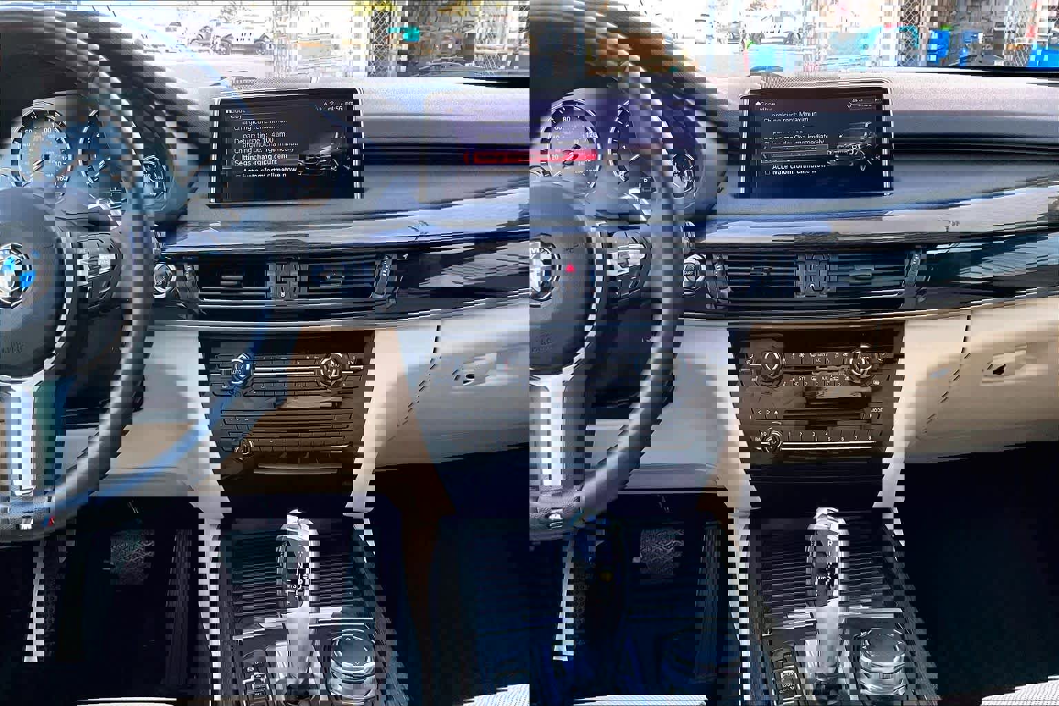 Used 2018 BMW X5 xDrive40e image 7