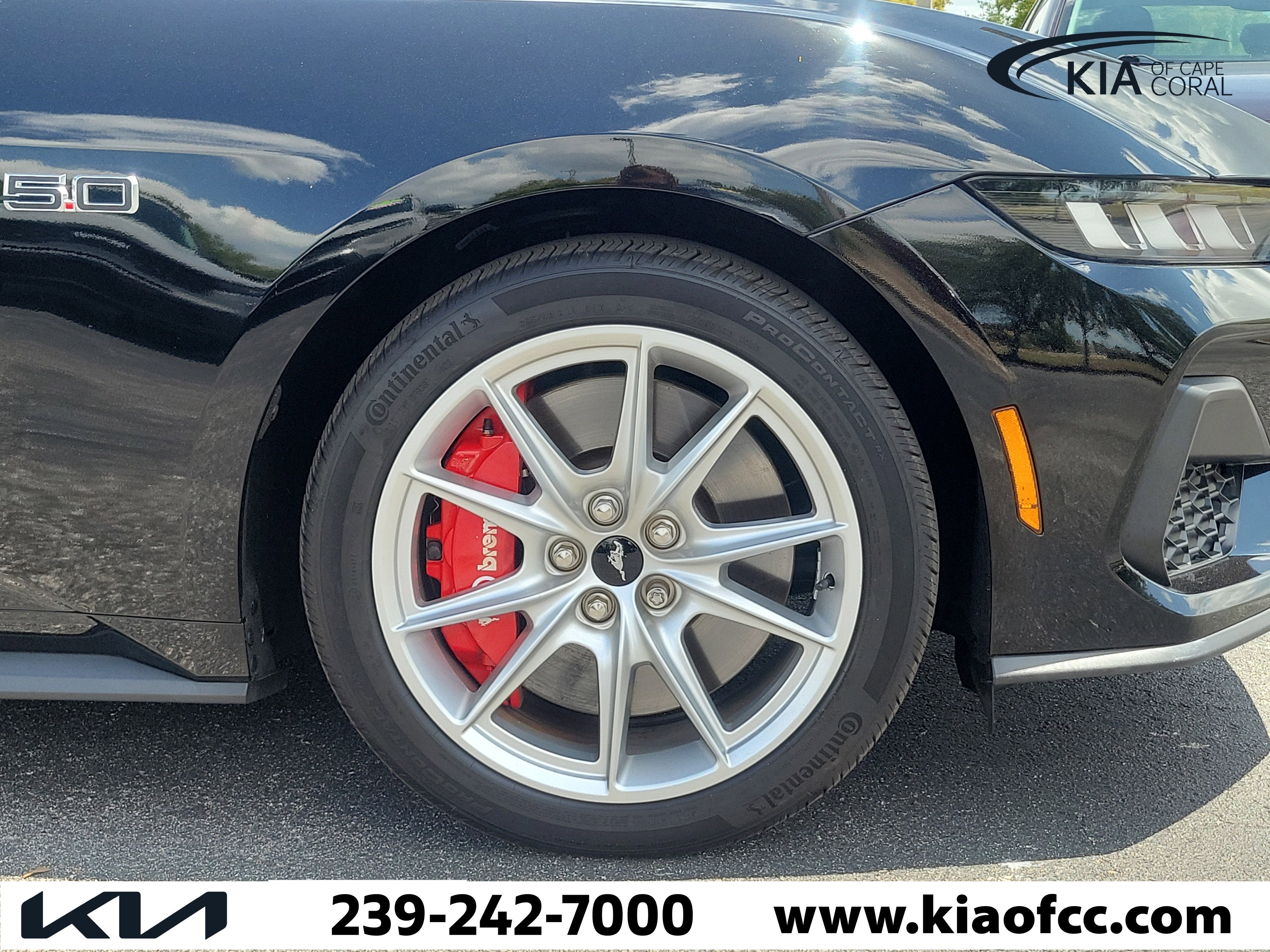 Used 2024 Ford Mustang GT Premium image 5