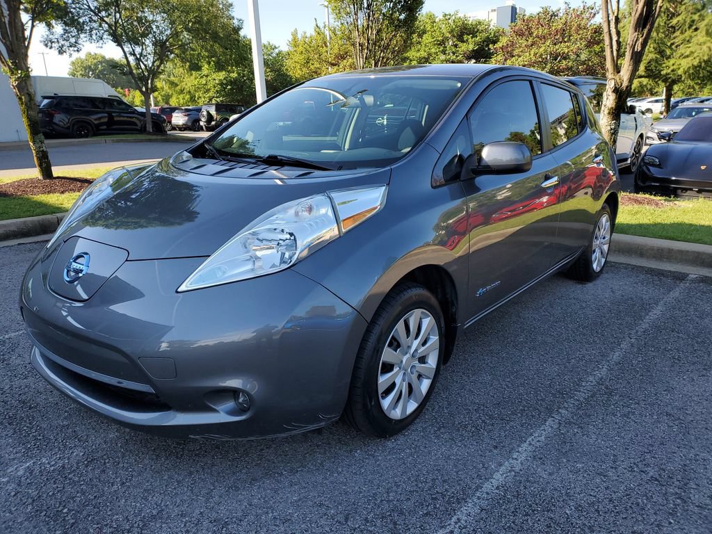 Used 2017 Nissan Leaf S w/ Charge Package FWD image 5