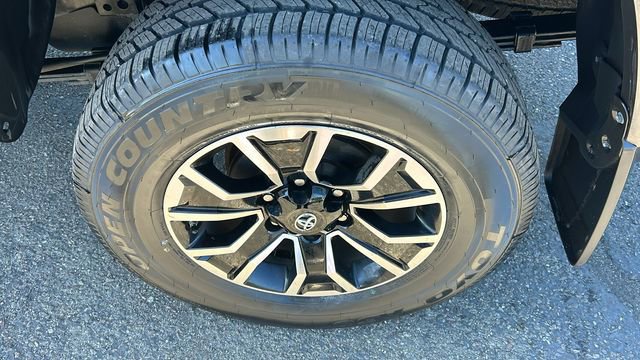 Used 2021 Toyota Tacoma TRD Sport image 6