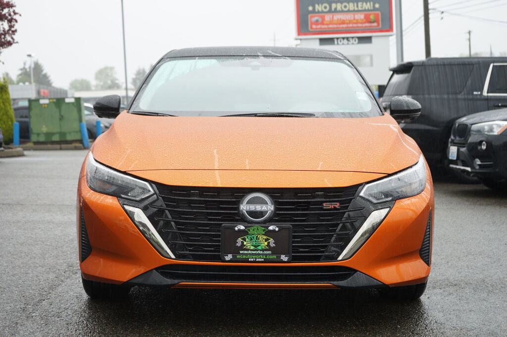 Used 2024 Nissan Sentra SR w/ SR Premium Package FWD image 8