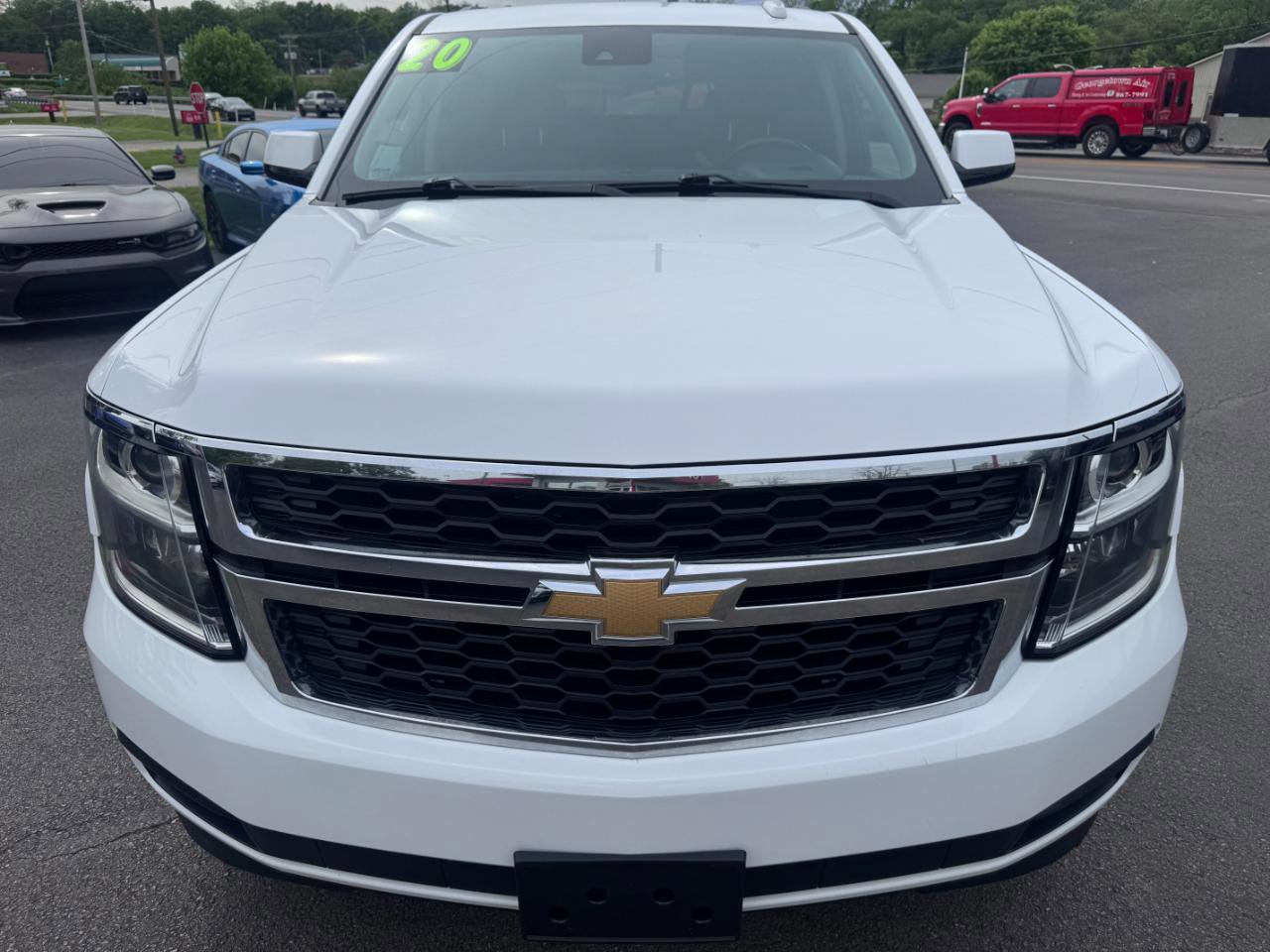 Used 2020 Chevrolet Suburban LT AWD/4WD image 8