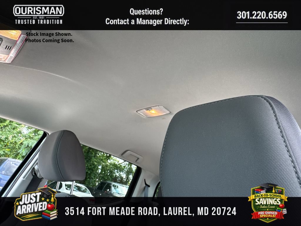 Used 2023 Toyota Tacoma SR w/ SR Convenience Package RWD image 18
