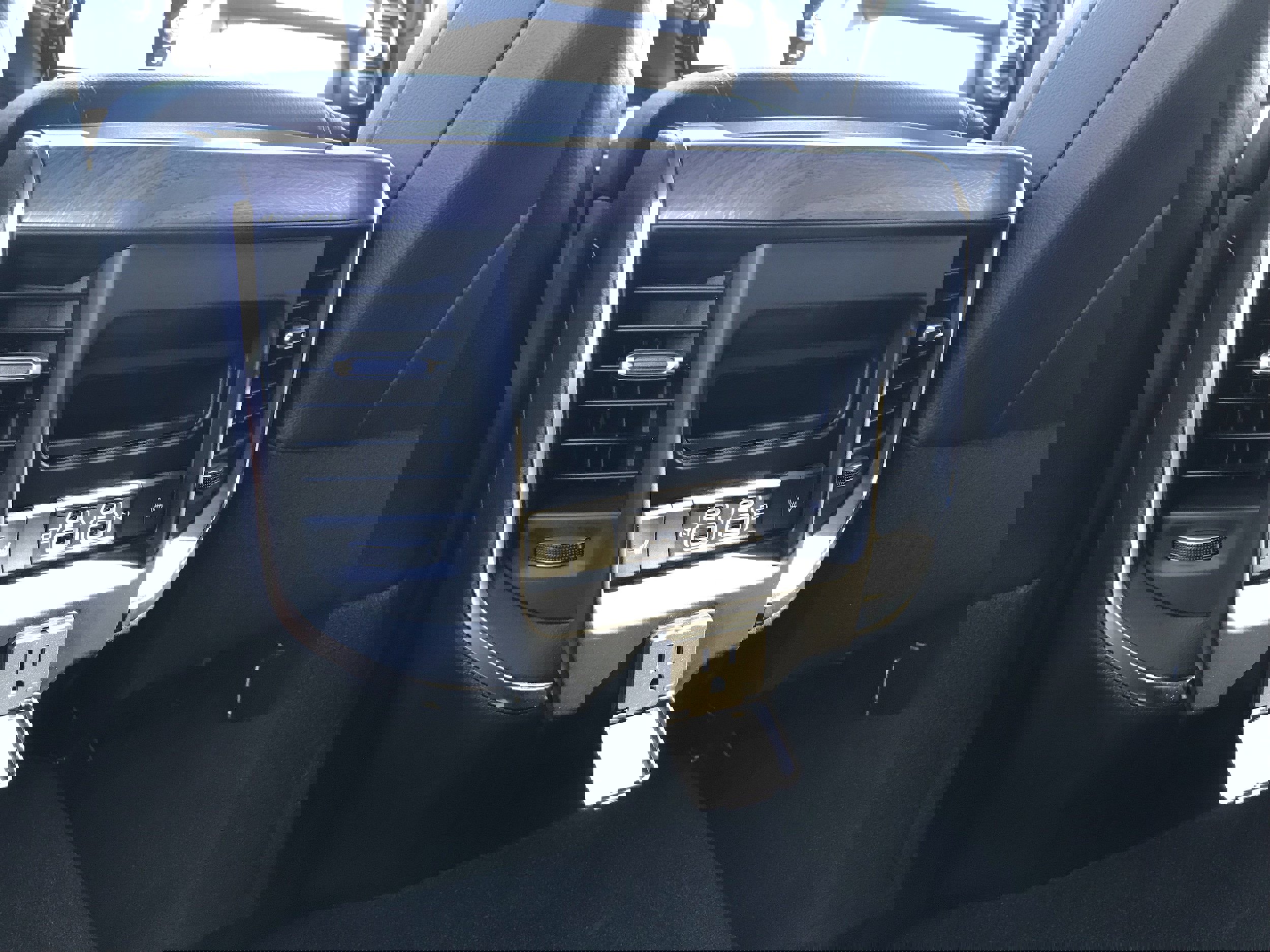 New 2025 RAM 2500 Laramie image 21