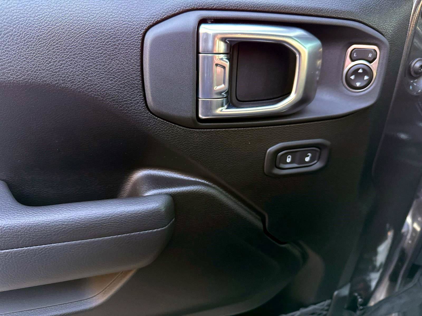 New 2026 Jeep Wrangler Sport AWD/4WD image 6