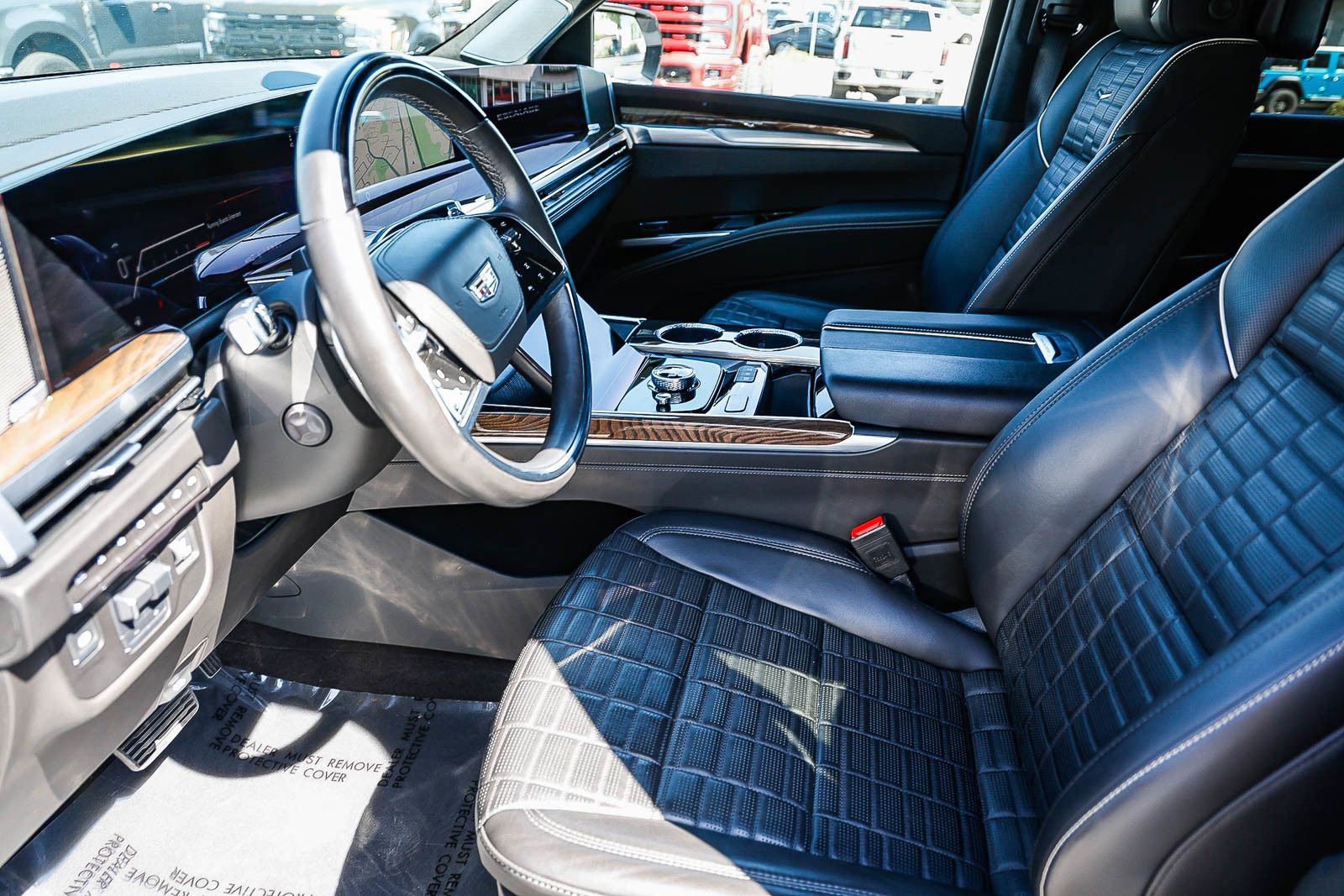 Used 2025 Cadillac Escalade Sport Platinum AWD/4WD image 20