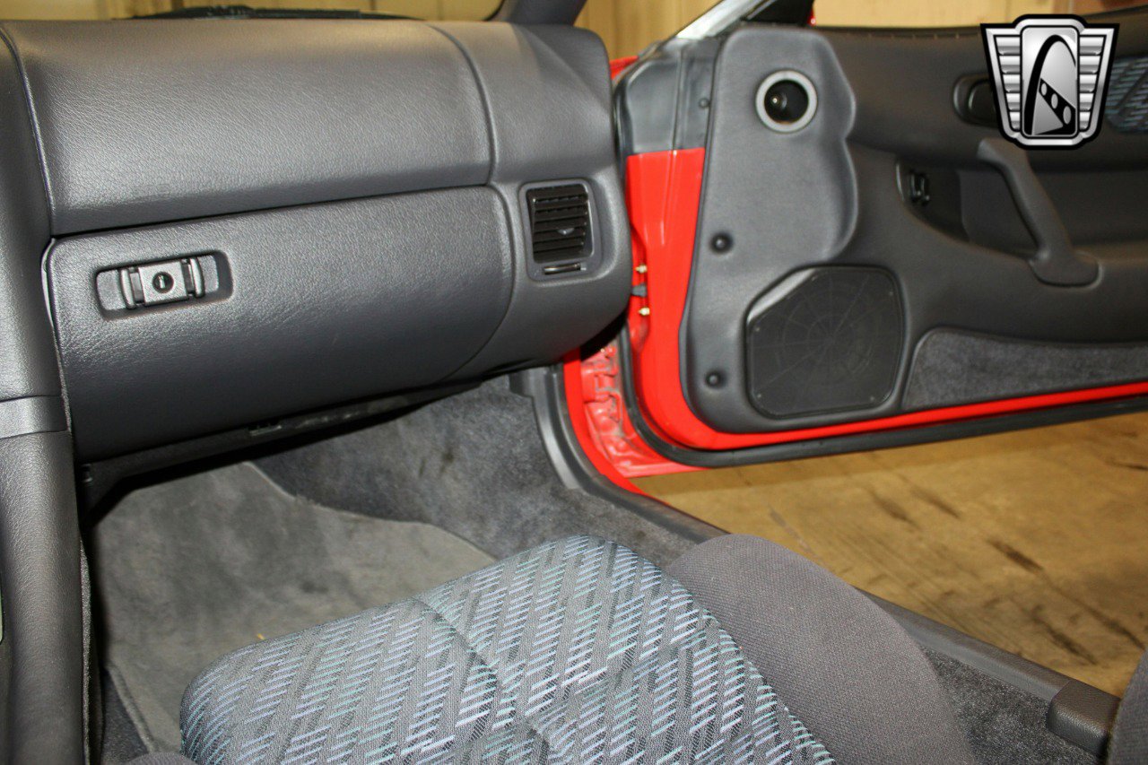 Used 1994 Mitsubishi 3000GT image 16