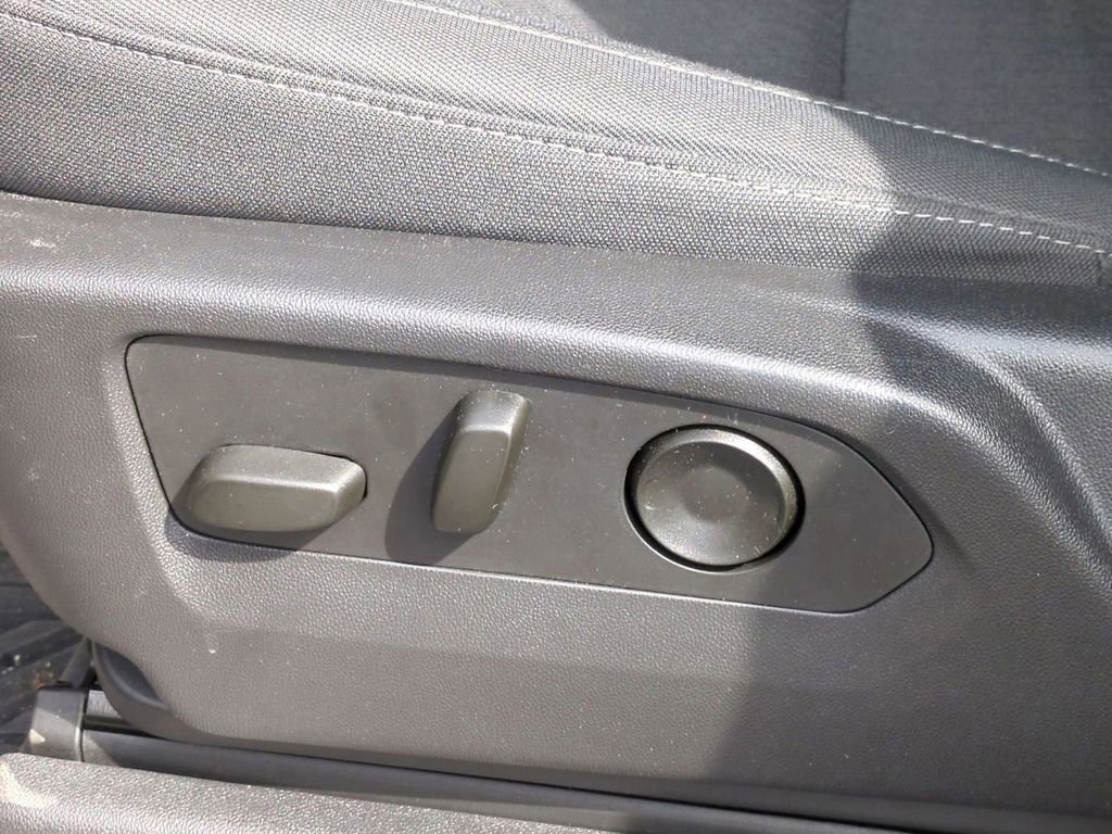 Used 2023 Chevrolet Silverado 1500 LT Trail Boss image 15