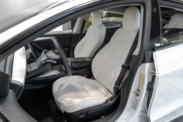 Used 2021 Tesla Model 3 Standard Range Plus RWD image 34