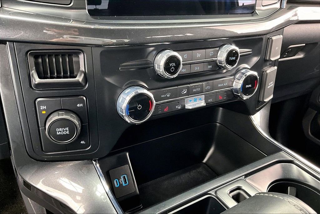 Certified 2022 Ford F150 XLT w/ Equipment Group 302A High image 32