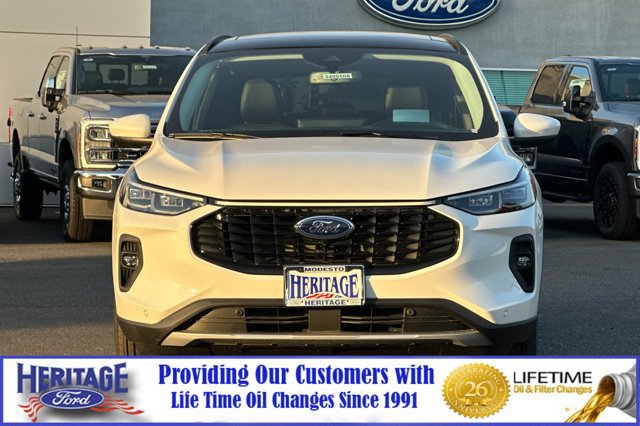 New 2024 Ford Escape SE w/ PHEV Premium Package FWD image 6