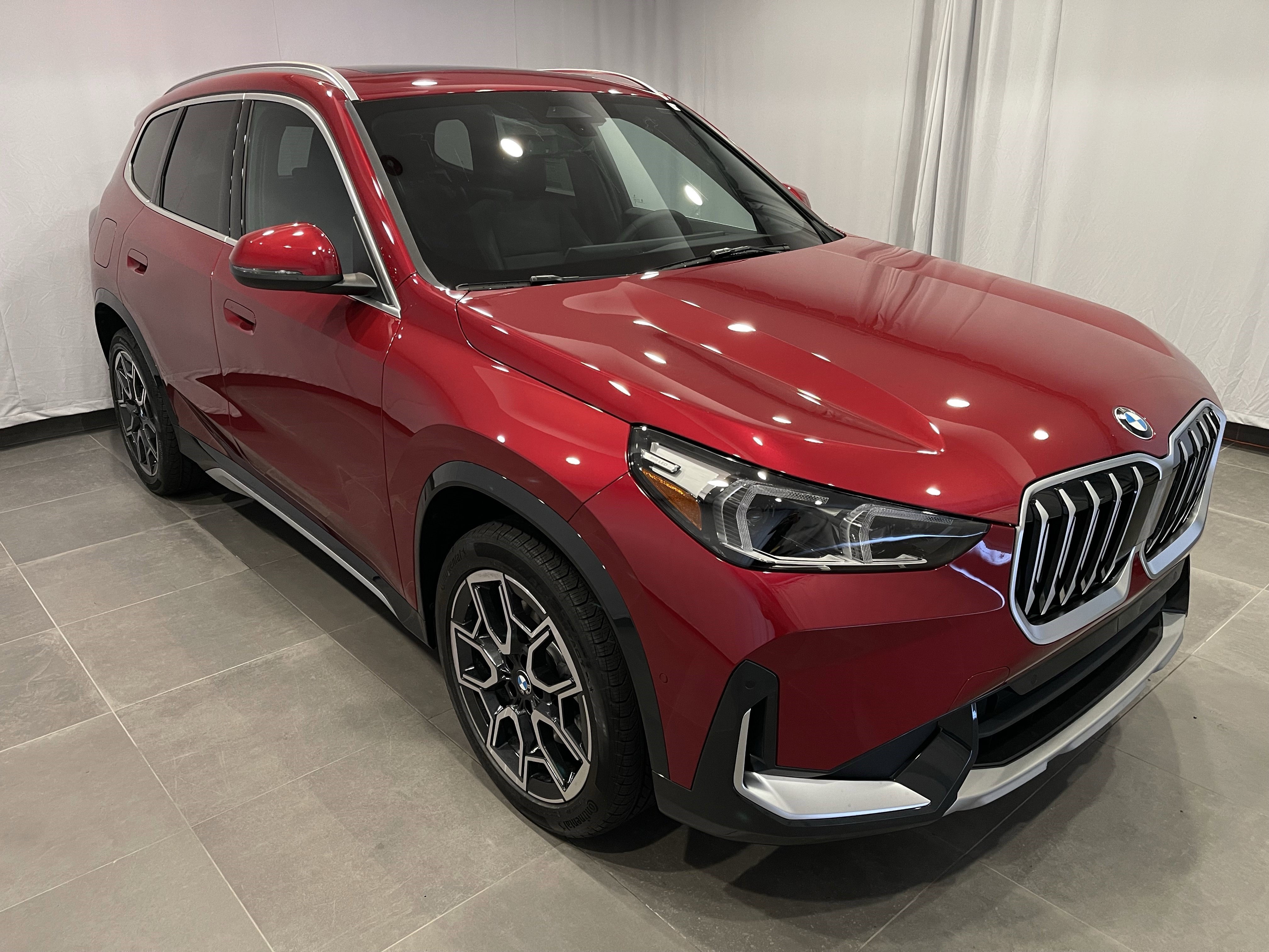 New 2026 BMW X1 xDrive28i w/ Convenience Package AWD/4WD image 3