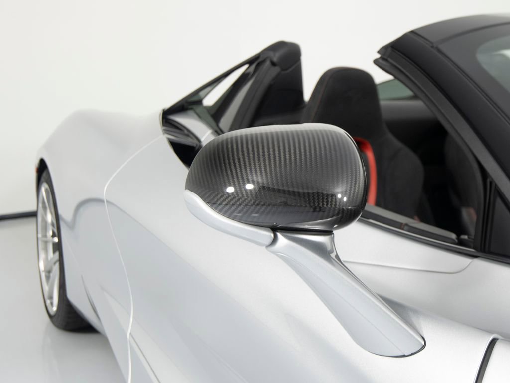 Used 2020 McLaren 720S Performance RWD image 43