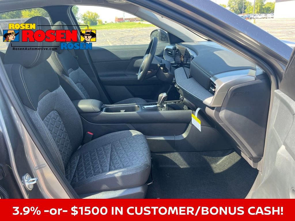 New 2026 Nissan Kicks SV w/ SV Premium Package image 16
