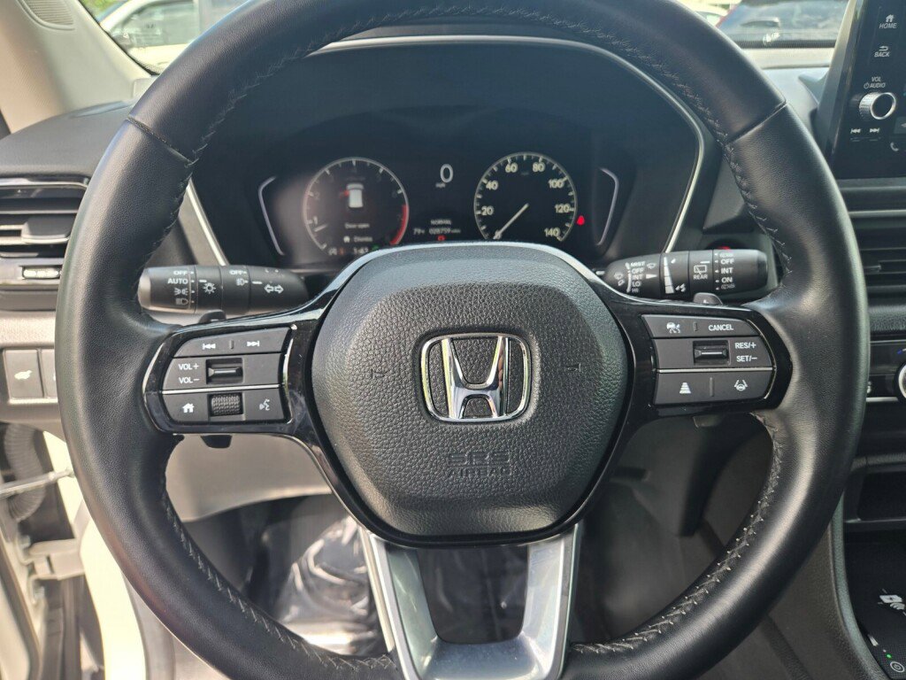 Certified 2025 Honda Pilot EX-L image 25